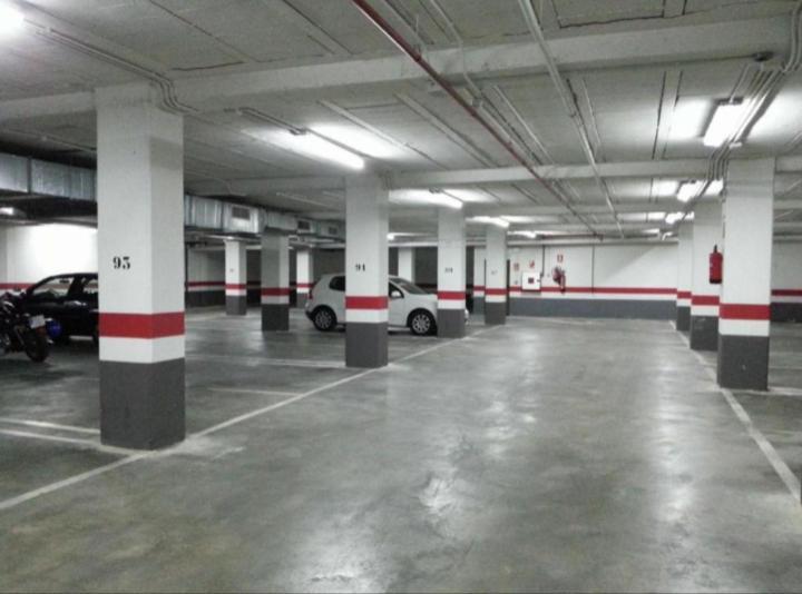 Jardines De La Muralla Free Parking Саламанка Экстерьер фото
